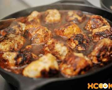 Фрикадельки на сковороде — рецепт с фото, как пошагово приготовить с соусом