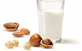 Состав и польза орехового молока, его применение в косметологии; рецепт как приготовить напиток в домашних условиях