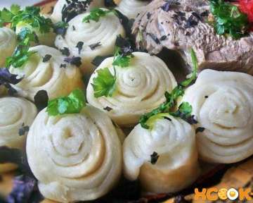 Слоеные хинкали — пошаговый рецепт с фото, как в домашних условиях вкусно приготовить розочки