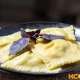 Равиоли с рикоттой и шпинатом — итальянские пельмени: рецепт приготовления с фото