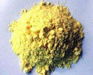 Краситель E104 Жёлтый хинолиновый — характеристика влияния пищевой добавки на организм