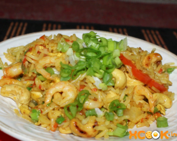 Вкусный жареный рис по-тайски – пошаговый рецепт с фото, как приготовить с курицей, креветками и ананасами