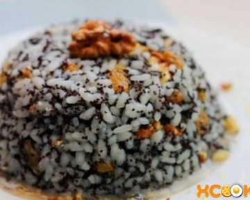 Рецепт с пошаговыми фото, как приготовить православную кутью из риса с маком, медом, орехами и изюмом