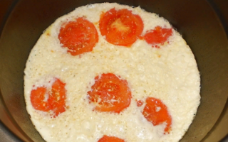 Пышный омлет с помидорами и молоком – пошаговый рецепт с фото, как приготовить в мультиварке