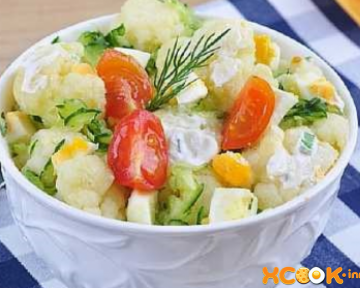 Диетический салат из цветной капусты с огурцом и помидором – рецепт с пошаговыми фото, как приготовить вкусно