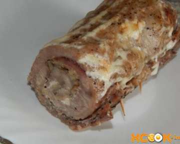 Запеченный мясной рулет из свинины с начинкой – пошаговый фото рецепт приготовления в духовке