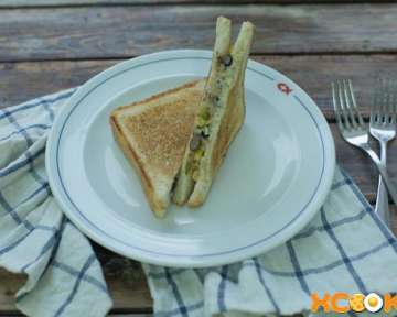 Простой и вкусный сэндвич с консервированным тунцом, красной фасолью и сыром – рецепт приготовления с пошаговыми фото в домашних условиях