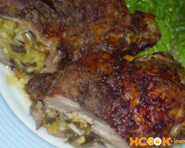 Свиная грудинка, запеченная в фольге с сыром и пореем, — вкусный рецепт с фото приготовления в духовке