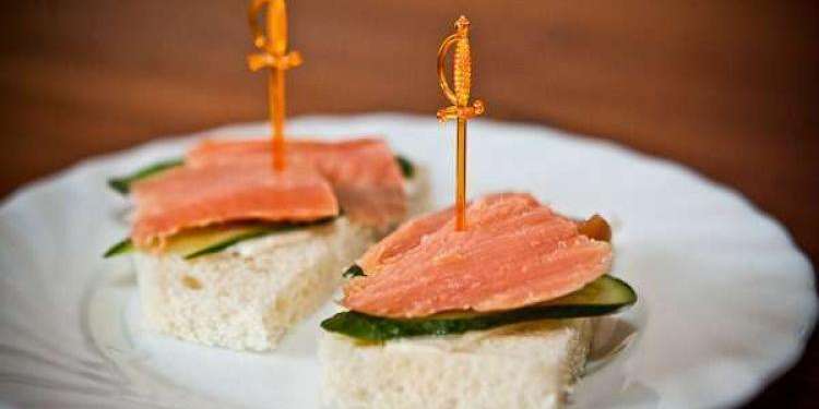Бутерброды С Красной Рыбой Оформление Фото