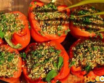 Перец, фаршированный рисом и овощами, в духовке – пошаговый рецепт с фото приготовления в домашних условиях