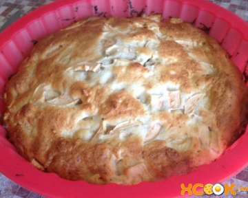 Пышная и воздушная шарлотка с творогом и яблоками – простой рецепт с пошаговыми фото, как вкусно приготовить в духовке