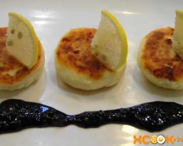 Творожные сырники с бананом – пошаговый рецепт приготовления с фото на сковороде