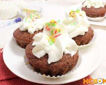 Как запечь кексы с Кока Колой в духовке, используя силиконовые формочки?