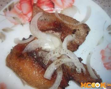 Вкусный жареный бекон с луком – пошаговый рецепт с фото, как приготовить на сковороде в домашних условиях