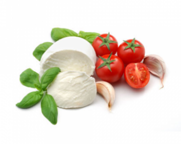 Описание полезных свойств и вреда кипрского сыра халуми, его пищевой ценности, а также применения в кулинарии; популярные рецепты с халуми