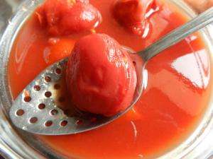 полезные свойства томатов в собственном соку