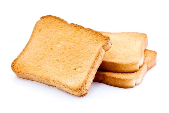 тост или свежий хлеб