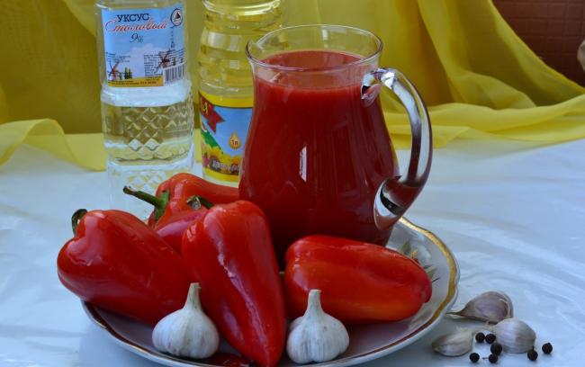томатный сок перец и другие ингредиенты