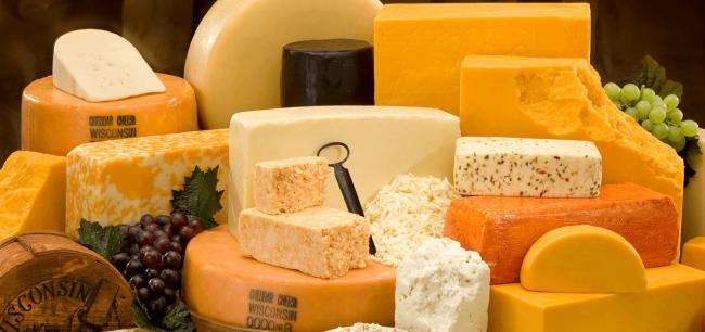 разнообразные сорта сыра