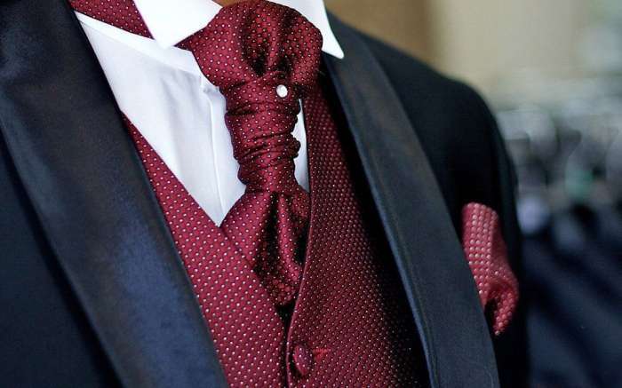 галстук для костюма