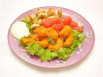 вкусный салат с креветками и грейпфрутом