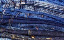 нужно ли гладить джинсовые брюки